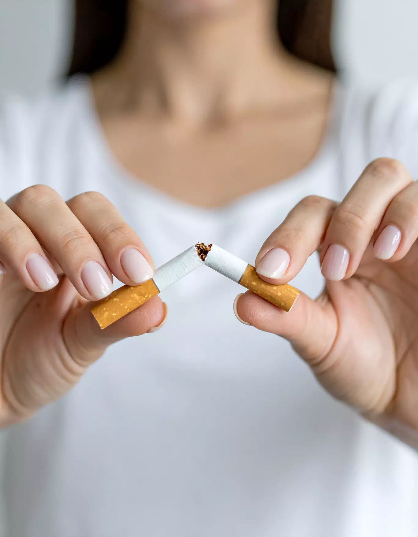 Arrêter de fumer avec la réflexologie auriculaire par laser Photobiomodulation